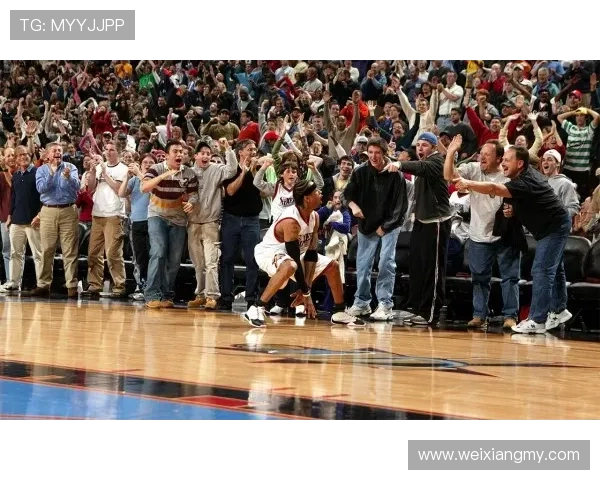 艾弗森赞库里比赛风格与竞争精神称其为篮球界的榜样值得学习